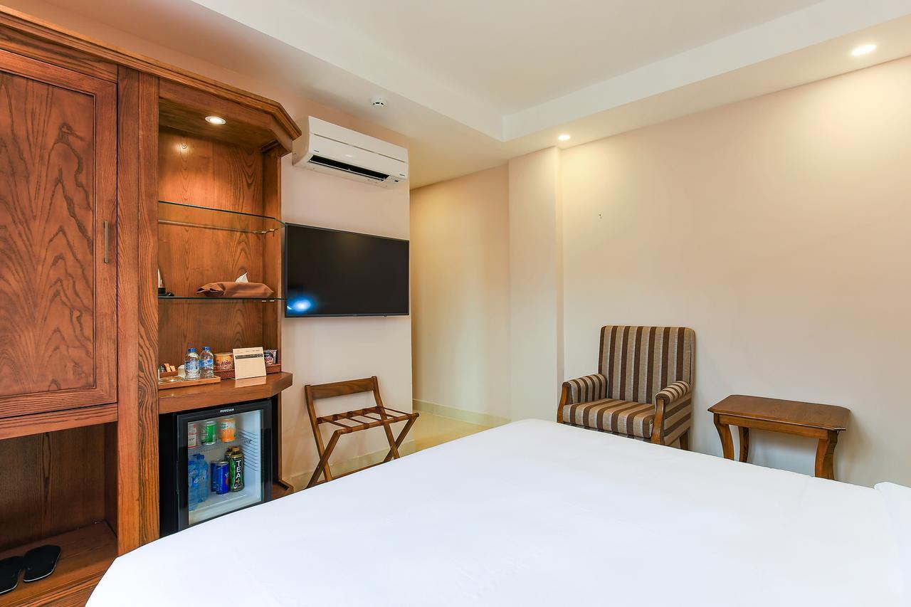 Hoang Lan Hotel Ho Chi Minh City Exterior photo