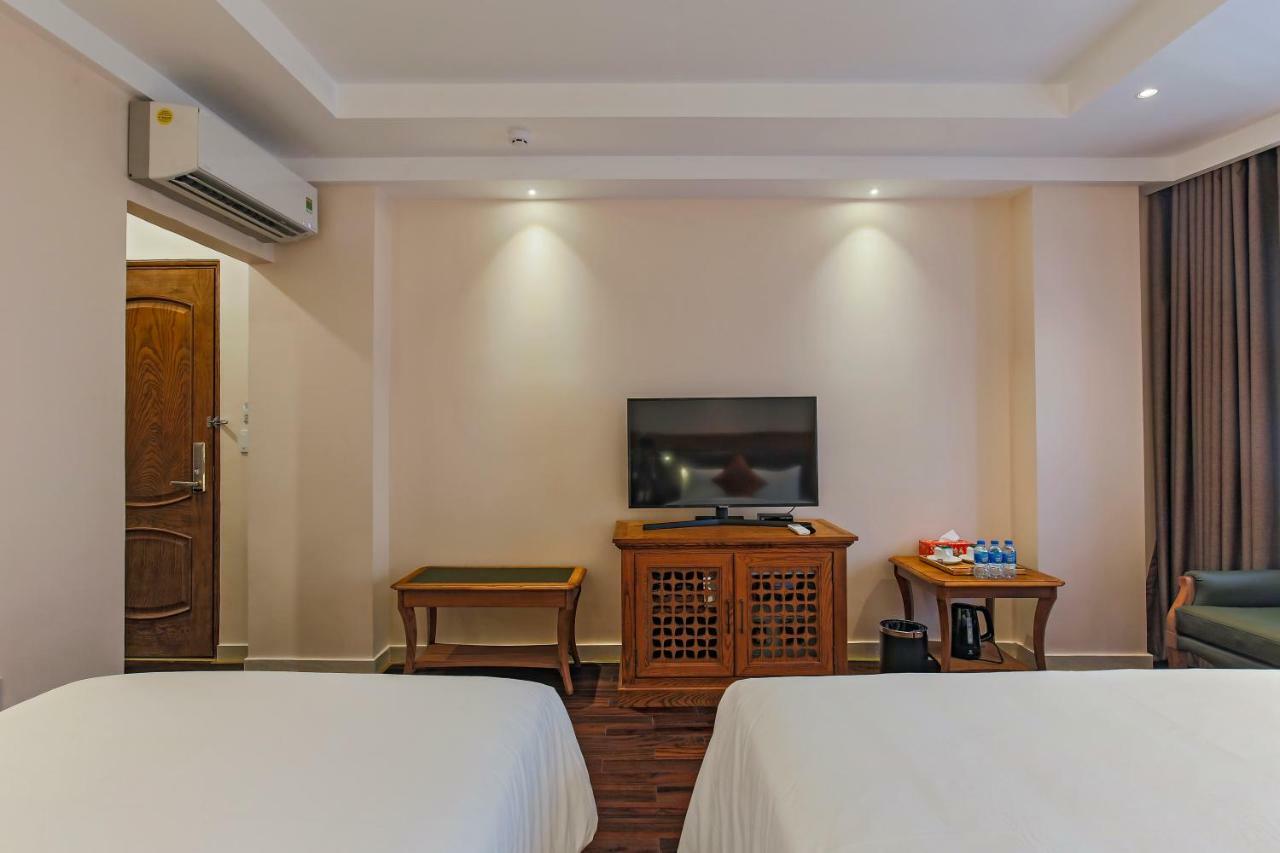 Hoang Lan Hotel Ho Chi Minh City Exterior photo