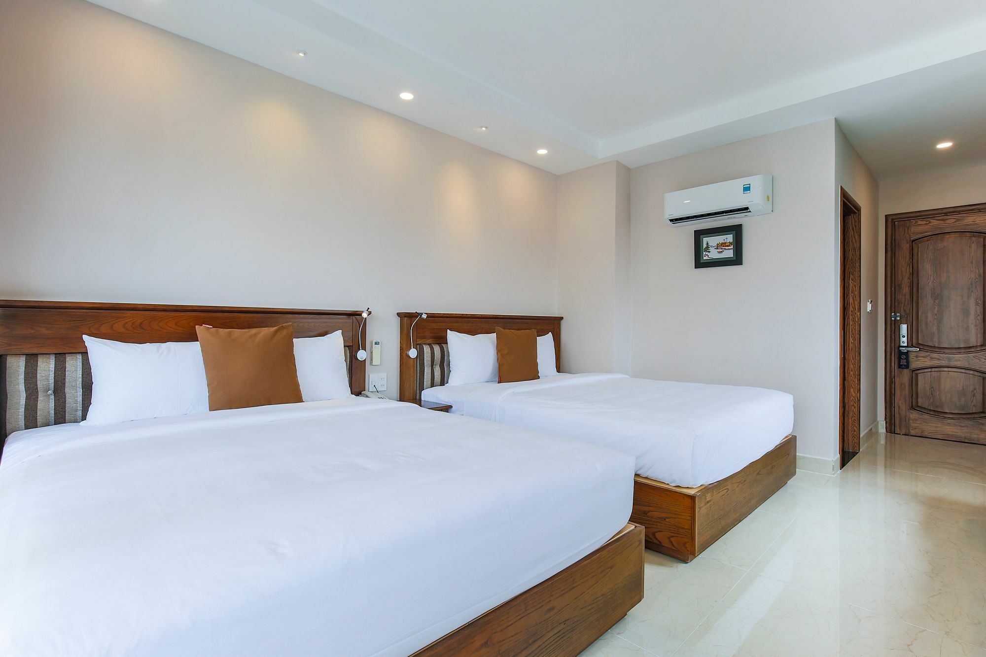 Hoang Lan Hotel Ho Chi Minh City Exterior photo